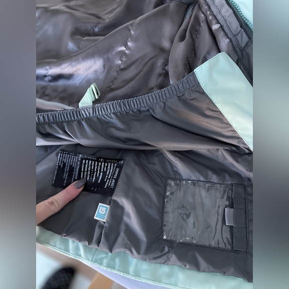 NEW BURTON Chopper Jacket Woman’s Snowboarding Ski Jacket Hand warming Pockets - Picture 7 of 11